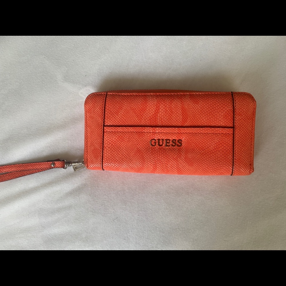 Guess wallet